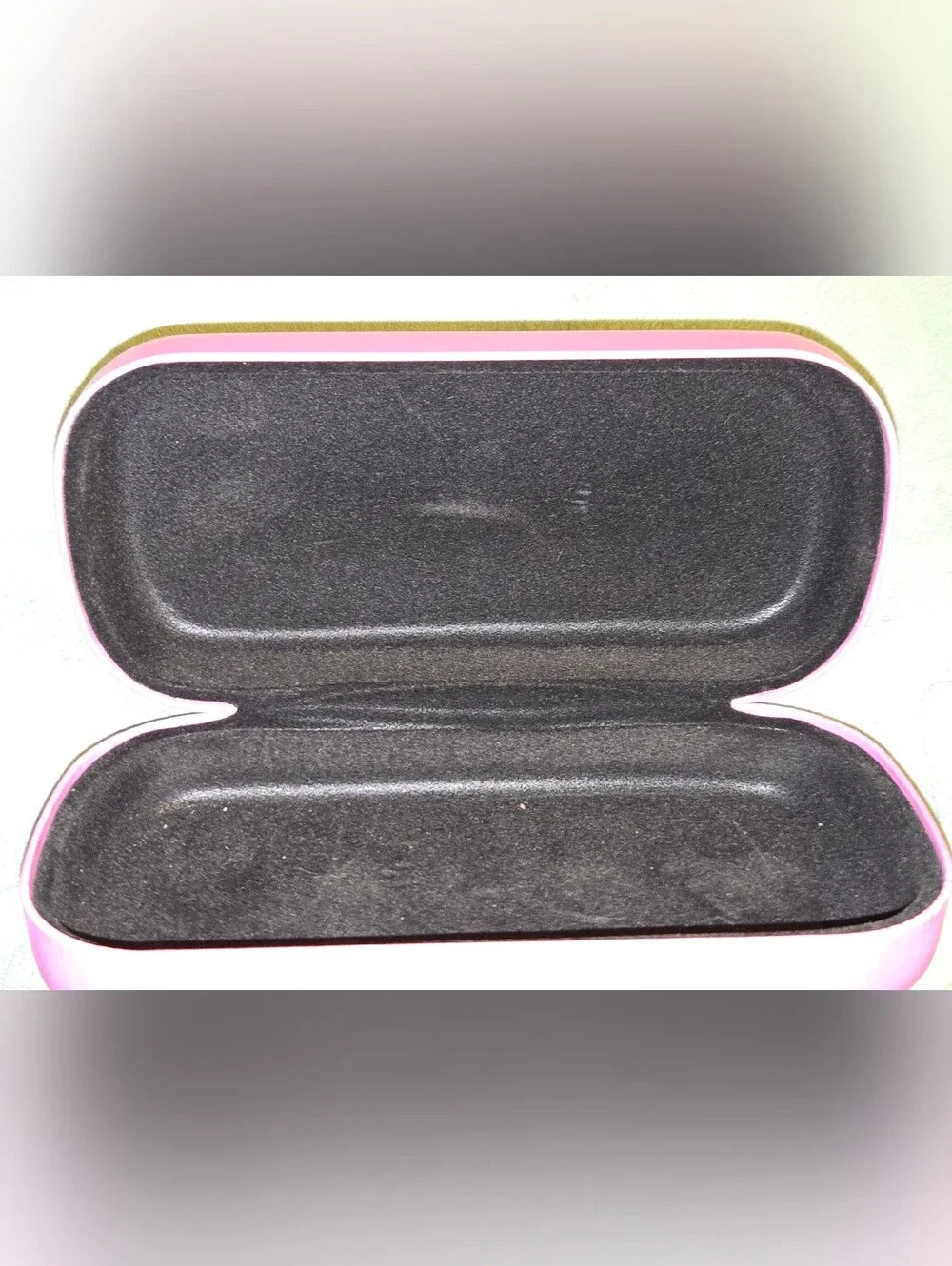 ESCADA Pink Hard Glasses Case Clamshell Sunglasses Eyeglasses Holder Magenta